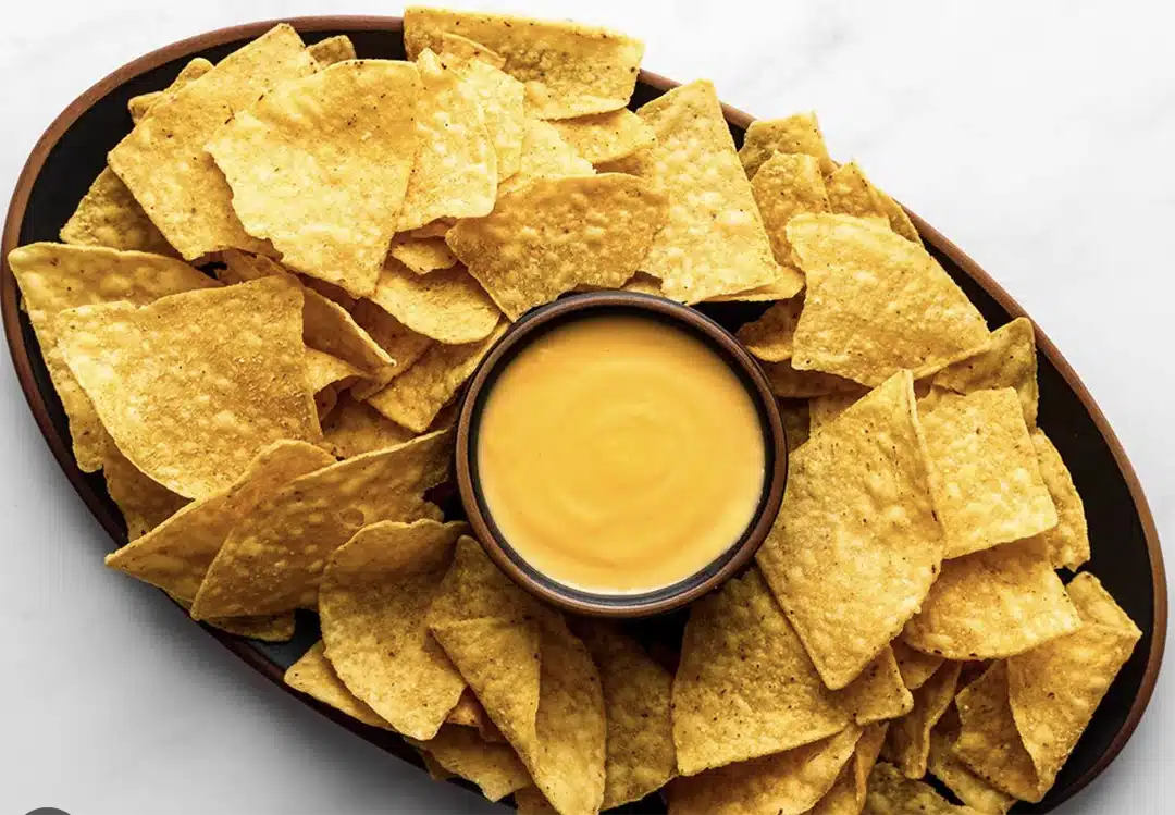 Nachos Live Station rental in singapore by Partyfans.