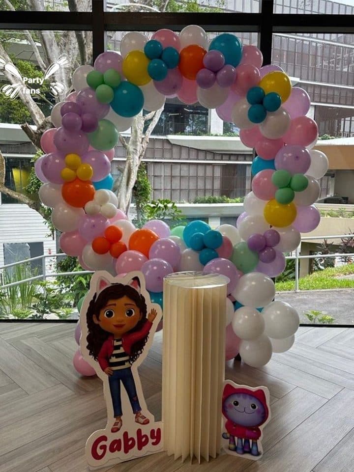 Balloon Garland Decorations in Singapore by partyfans.