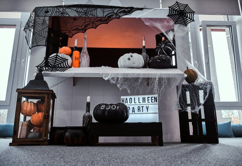 No hurdle party decoration