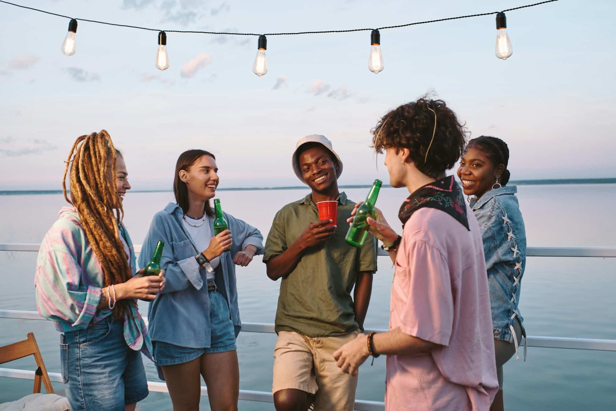 outdoor party decorations
