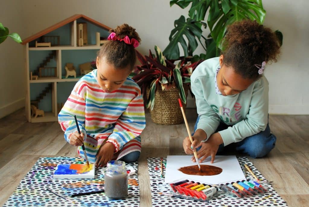 mobile art and craft party